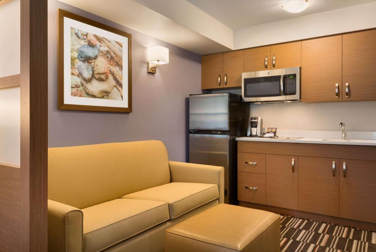 Microtel Inn & Suites By Wyndham Fort Saint John Fort St. John Zewnętrze zdjęcie